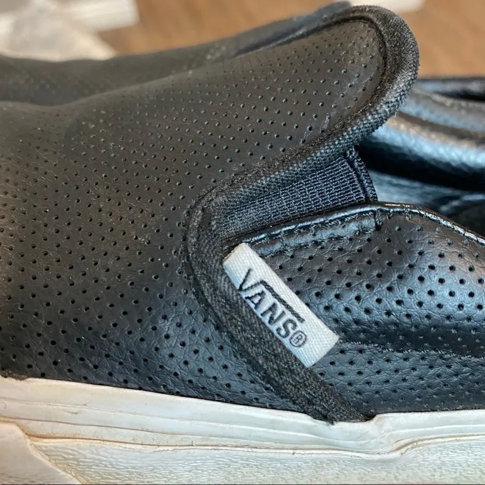 Vans perforated Leather Size 3
